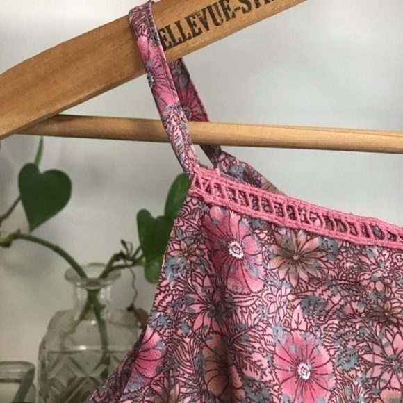 Raga Anthropologie Pink Floral Print Boho Tassel Tank Top - Picture 11 of 16
